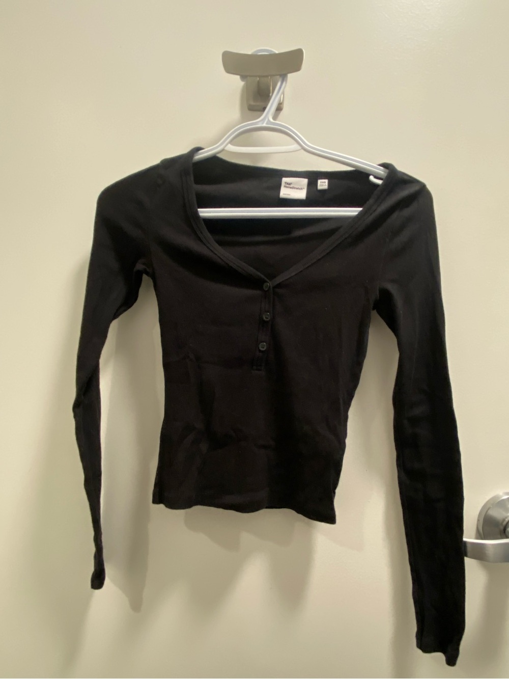 Aritzia Black Long-Sleeve Henley Ribbed Top